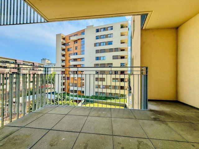 SÜDÖSTLICHER ECKBALKON I OFFENE WOHN /ESSKÜCHE I 4. STOCK I PERSONENLIFT I BARRIEREFREI I PROJEKT WOHNEN