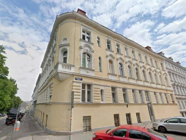 Südseitige Altbauwohnung am Tivoli | Sanierter Altbau