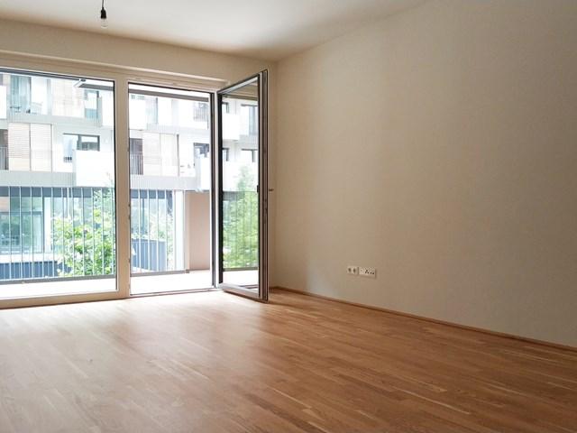 Südseitige 2 Zimmer Wohnung mit Loggia