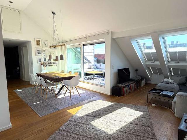 Südstadt Bestlage, viel Komfort mit Dachterrasse