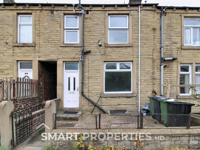 Sufton Street, Huddersfield HD2 3 bed terraced house to rent £995 pcm £230 pw