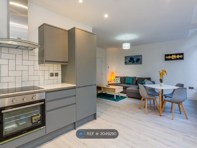 Suffolk House, Hull HU1, 2 bed flat to rent, £975 pcm | PrimeLocation
