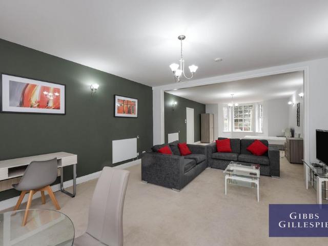 Suffolk House Slough Road, Iver. Studio to rent £1,400 pcm £323 pw