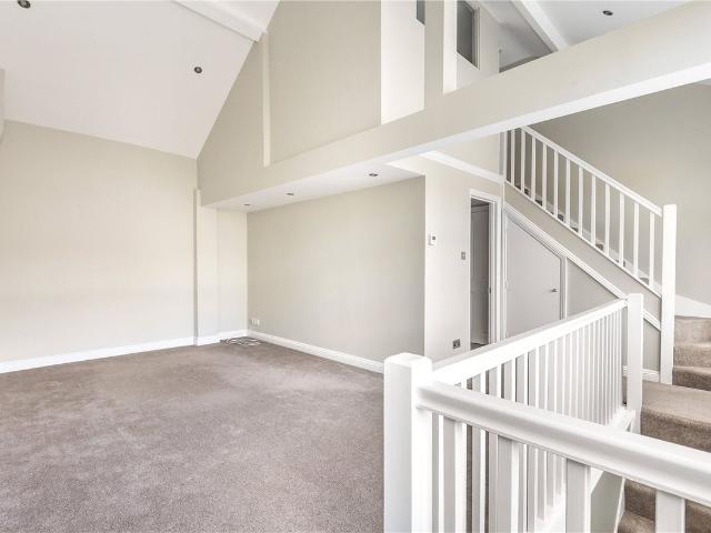 Suffolk Road, Cheltenham, Gloucestershire GL50, 1 bed detached house to rent, £1,100 pcm | PrimeLocation