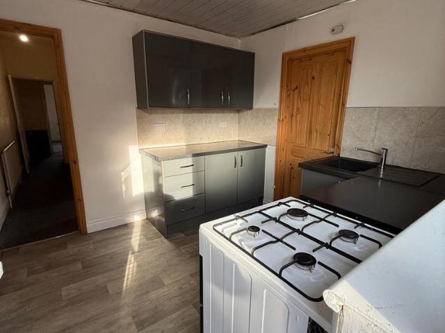 Suffolk Street, Leicester LE5 2 bed flat to rent £850 pcm £196 pw