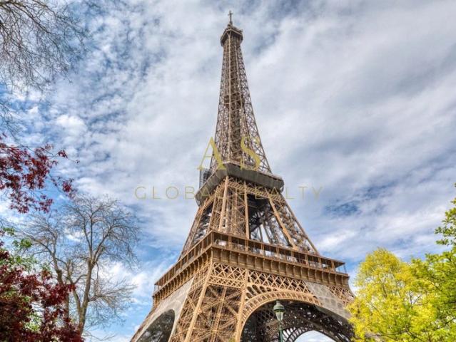 Suffren Bien d’exception rénové vue unique Tour Eiffel