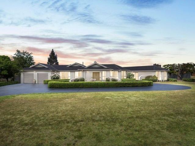 Sugar Gum Farm Estate 6,000 Reasons