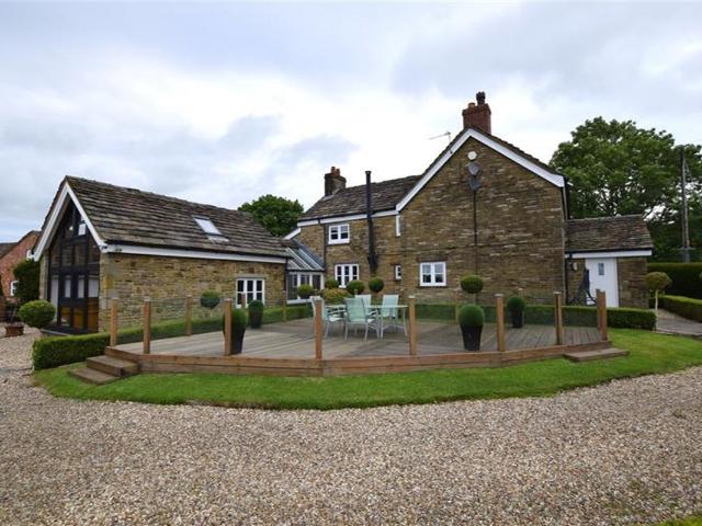 Sugar Lane, Adlington SK10, 4 bed detached house to rent, £5,750 pcm | PrimeLocation