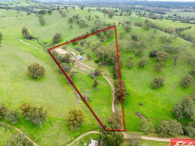 Sugar Loaf Cottage Privacy and Location on 10 Acres