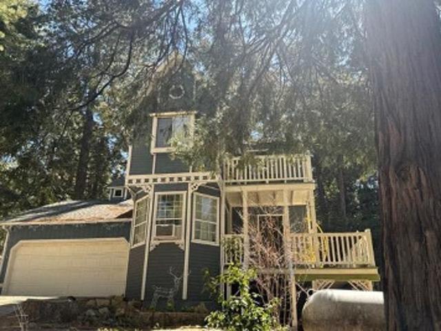 Sugar Pines Cir
