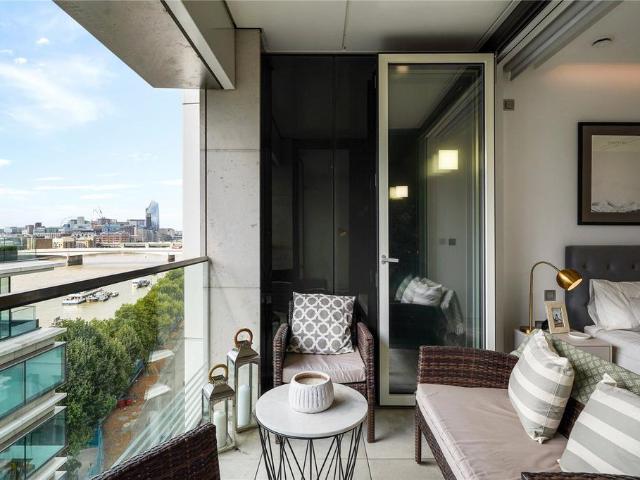 Sugar Quay, 1 Water Lane, Tower Hill. 1 bed apartment to rent £3,500 pcm £808 pw