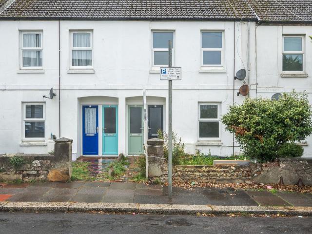 Sugden Road, Worthing, West Sussex BN11, 1 bed flat to rent, £1,150 pcm | PrimeLocation