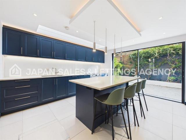 Sugden Road, SW11 4 bed terraced house to rent £5,300 pcm £1,223 pw
