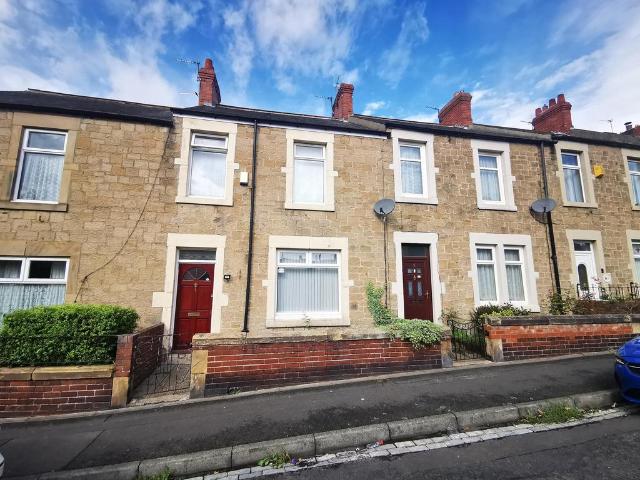 Sugley Street, Lemington, Newcastle. 3 bed terraced house to rent £775 pcm £179 pw