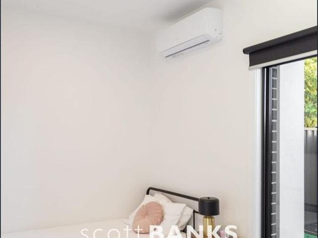 Suite 8 Includes furniture, utilities and free internet O'Neils Road Residences