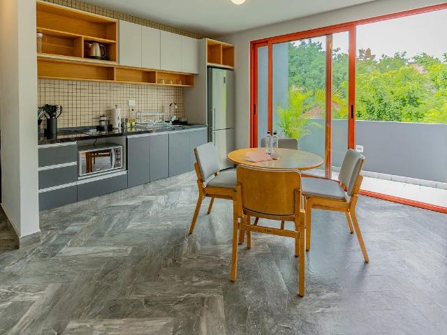 Suite con balcón | Totalmente Equipada y Lista para ocuparse
