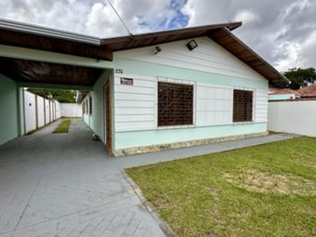 Suíte em casa no Bom Retiro Centro Cívico / Centro