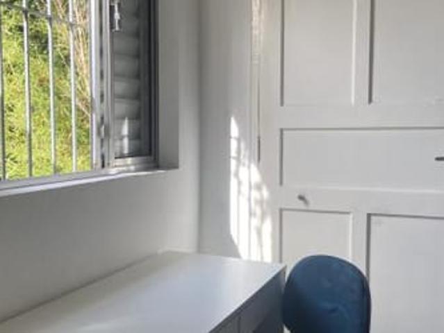 Suíte em Linda Casa, Muita Paz e Muito Verde!