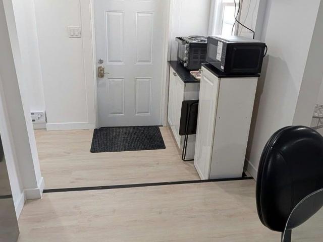 Suite G 290 Morden Road, Oakville