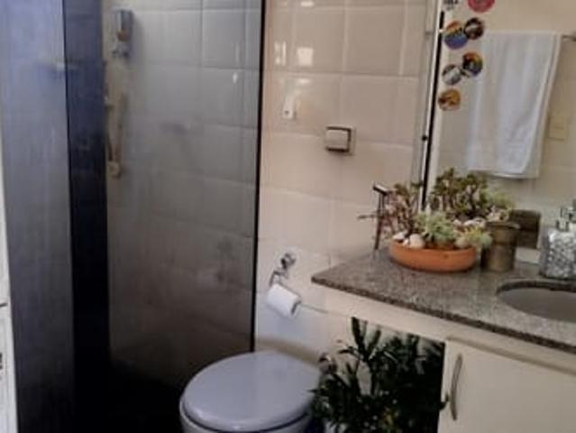 Suite Mobiliada com Escritório em Dúplex