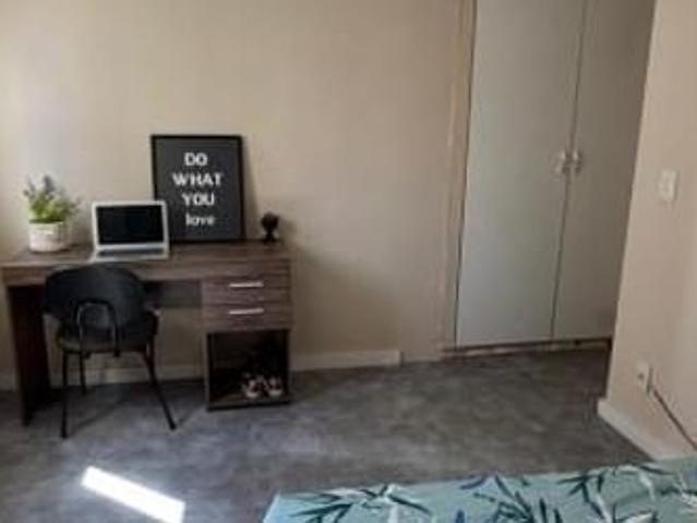 suite mobiliada no centro de Alphaville