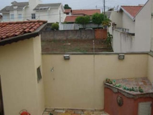 Suites em casa compartilhada