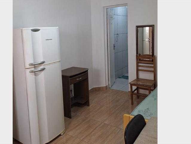 Suítes individuais p/ rapazes por $1.300,00 e $1.100,00 na Liberdade