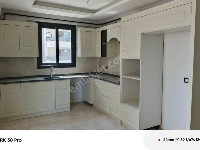 Sultan Hastanesi Civarı 3.5+1 Sıfır Lüks Daire