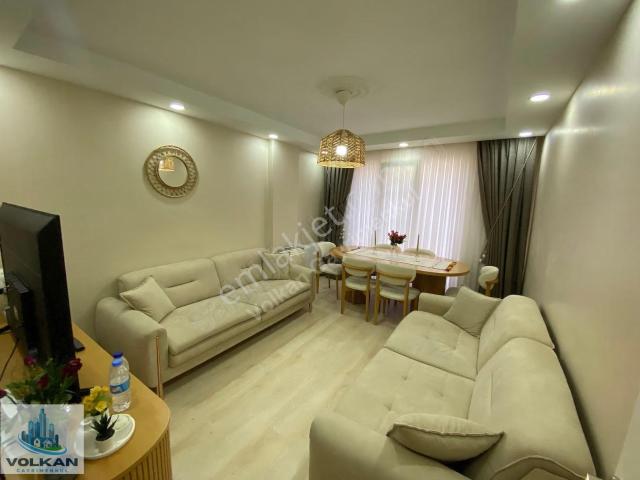 Sultançiftligi Mah 3 Yıllık 2+1 100m2 2.kat Fırsatt Daire