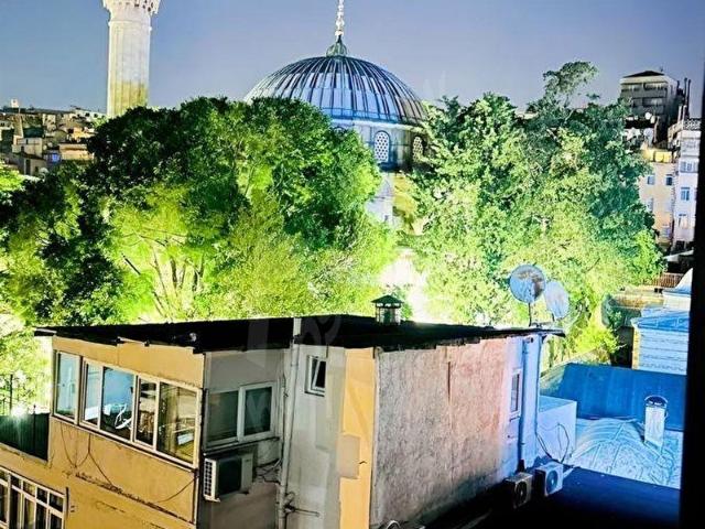 SULTANAHMET MERKEZİ KONUMDA 32 ODALI 80 YATAKLI KİRALIK OTEL