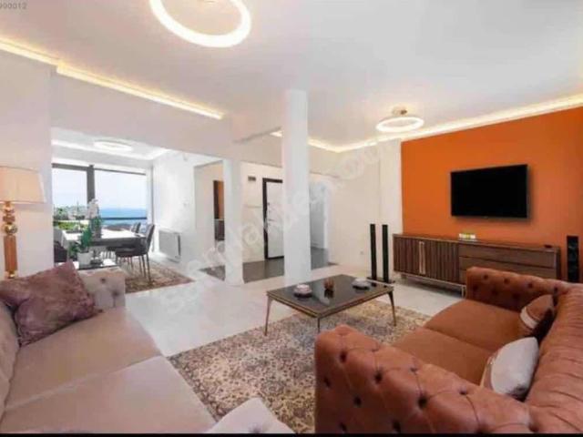 Sultanahmete Adım Mesafede Deniz Manzara Lux Kiralık
