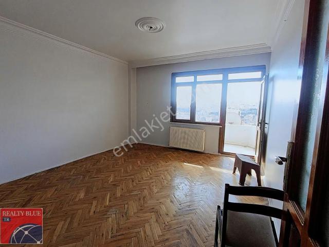 Sultanbeyli Turgut Reis Mahallesinde 3+1 Geniş Kiralık Daire