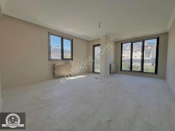 Sultanbeyli Yavuzselim Mah Mükemmel Konumlu Net 80m2 Arakat Dare