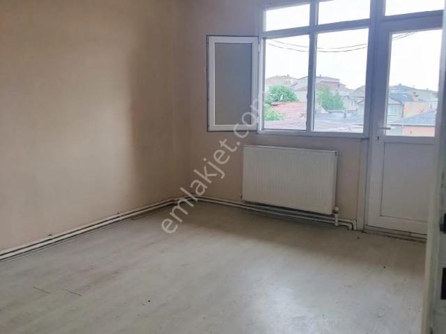 Sultanbeyli Abdurrahmangazi Mahallesi 1.kat 3+1 140 Metre Balkonlu Aydoğdu Sokak