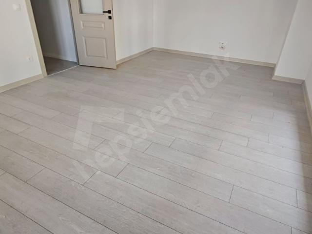 SULTANBEYLİ ADİL MAH DE ÖZEL YAPIM 2+1 85M2 GİRİŞ DAİRE