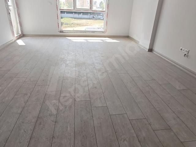 SULTANBEYLİ ADİL MAH.DE ÖZELYAPIM 2+1 95M2 ARAKAT DAİRE
