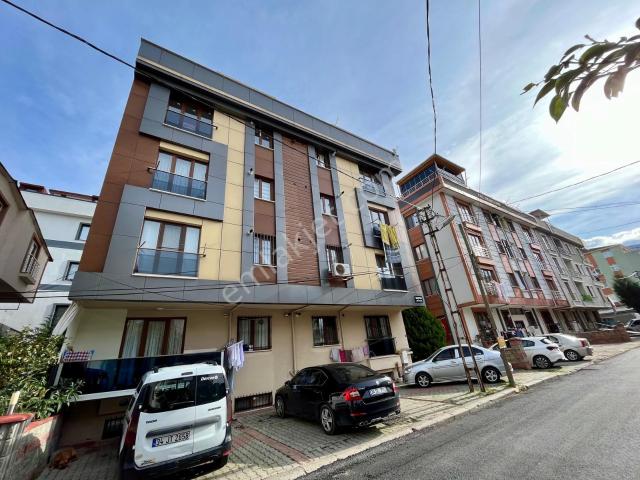 Sultanbeyli Adil Mahallesi Kiralık 4+1 Üst Dubleks