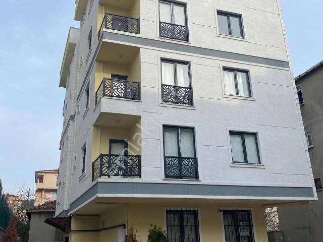 Sultanbeyli | Ahmet Yesevi Mehtap Caddesinde 2+1 Satılık Daire