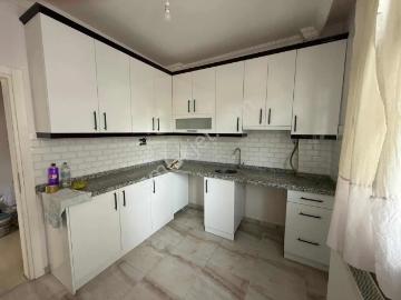Sultanbeyli Ahmet Yesevi'de Kompe Bakımlı 3+1 Kiralık Daire