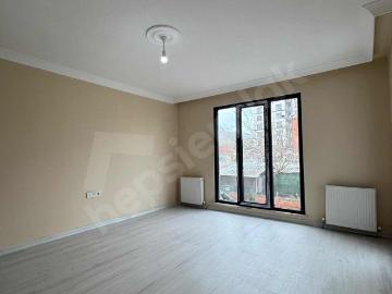 SULTANBEYLİBATTALGAZİ MAH. SIFIR BİNADA SATILIK ARA KAT2+1 DAİRE