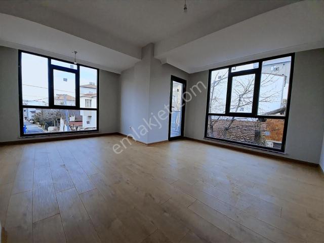 Sultanbeyli Battalgazi Mh 2+1 100 M2 Ara Kat Sıfır Satılık Daire