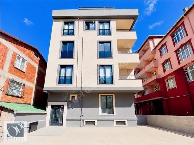 Sultanbeyli Mecidiye Mh Kiralık 3+1 Ters Dubleks Daire