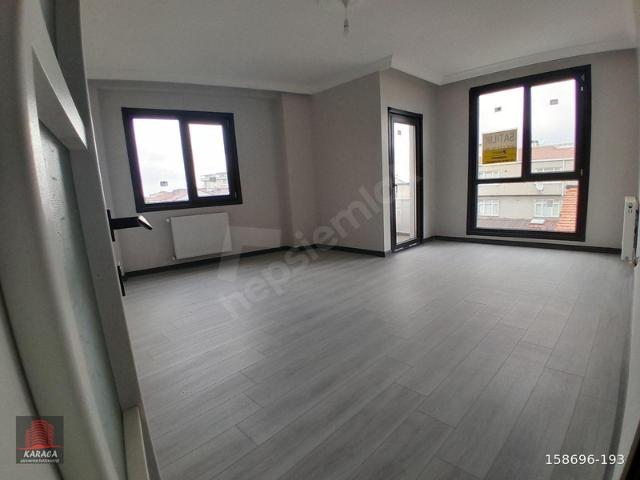 SULTANBEYLİ MEHMET AKİF'TE EBEVEYN BANYOLU 90 M2 SATILIK