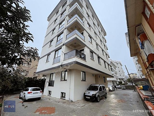 SULTANBEYLİ MEHMETAKİF MAHALLESİ MERKEZE YAKIN SATILIK 2+1 DAİRE