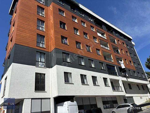SULTANBEYLİ MEHMETAKİF MAH SATLIK 3+1 DAİRE METROYA 2 DAKİKA
