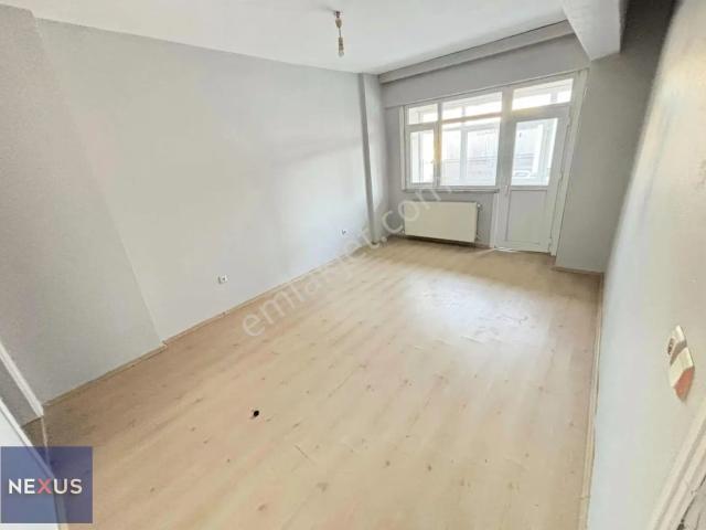 Sultanbeyli Merkez Metroya Çok Yakın Kiralık 3+1 Kiralık Daire