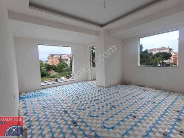 Sultanbeyli Merkezde Satılık 3+1 Daire