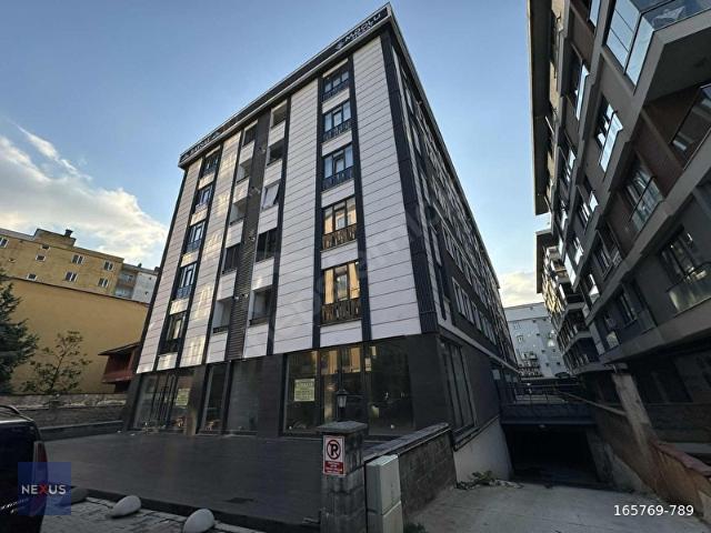 SULTANBEYLİ MERKEZ'DE SATILIK 3+1 ARAKAT DAİRE 115 M2
