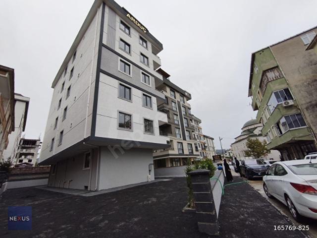 SULTANBEYLİ MERKEZDE SATILIK 4+1 ÖZEL YAPIM ÜST DUBLEKS DAİRE