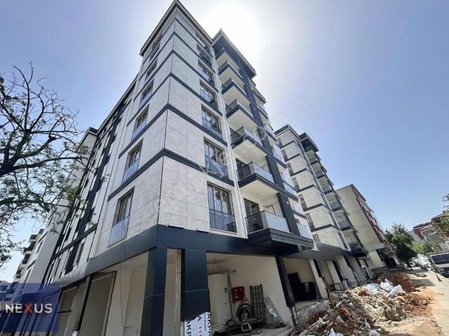 Sultanbeyli Metroya Yürüme Mesafesi Site İçi 2+1 Satılık Daire